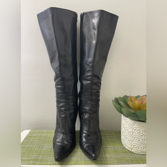 Stuart Weitzman 38 leather boot (4” heel) - Picture 2 of 7